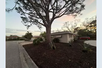 5004 Medalist Road, Sarasota, FL 34243 - Photo 6