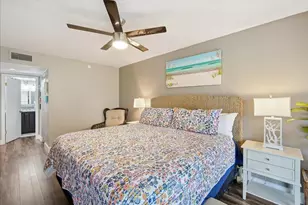 3705 E Bay Dr, Holmes Beach, FL 34217 - Photo 28