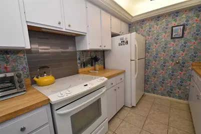 1703 Pelican Cove Road #GL356, Sarasota, FL 34231 - Photo 2