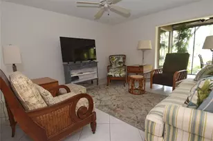 1703 Pelican Cove Rd, Sarasota, FL 34231 - Photo 4