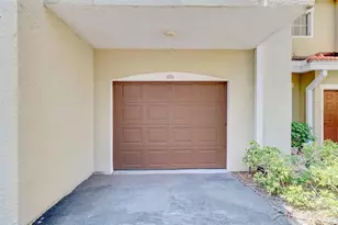 5450 Bentgrass Dr, Sarasota, FL 34235 - Photo 2