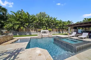 6129 Leeland St S, Saint Petersburg, FL 33715 - Photo 4