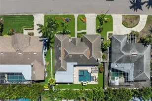 6129 Leeland St S, Saint Petersburg, FL 33715 - Photo 68