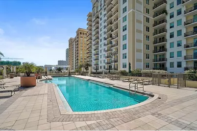 800 N Tamiami Trail #203, Sarasota, FL 34236 - Photo 2