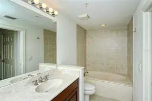 800 N Tamiami Trl, Sarasota, FL 34236 - Photo 26