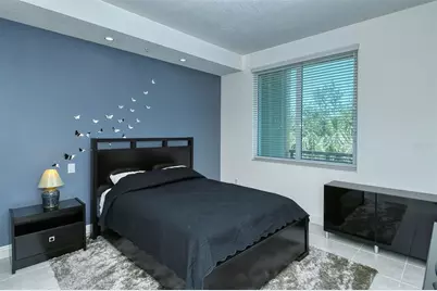 800 N Tamiami Trail #203, Sarasota, FL 34236 - Photo 22