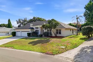5628 Woodwind Hills Dr, Lakeland, FL 33812 - Photo 4