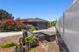 831 Winter Garden Dr, Sarasota, FL 34243 - Photo 50