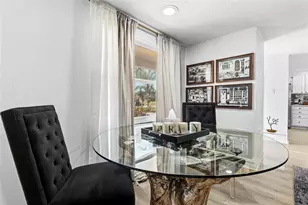 831 Winter Garden Dr, Sarasota, FL 34243 - Photo 8