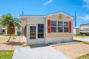 58 Montego Dr, Palmetto, FL 34221 - Photo 4