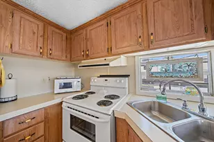 58 Montego Dr, Palmetto, FL 34221 - Photo 18