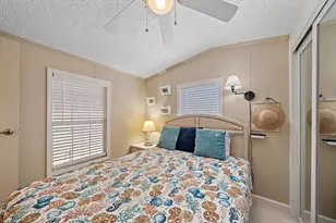 58 Montego Dr, Palmetto, FL 34221 - Photo 12