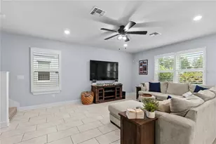 9109 Royal River Cir, Parrish, FL 34219 - Photo 12