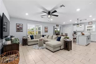 9109 Royal River Cir, Parrish, FL 34219 - Photo 8
