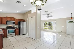 3196 Circleville St, North Port, FL 34286 - Photo 10