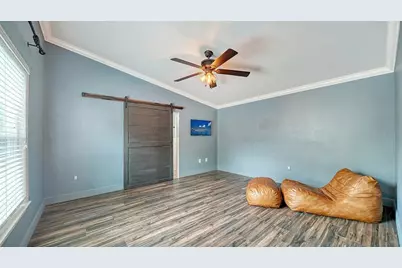 361 Bearded Oaks Circle, Sarasota, FL 34232 - Photo 22