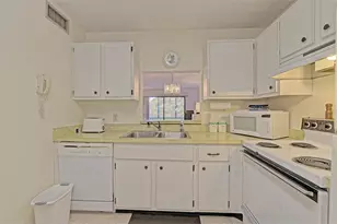 144 Pinehurst Dr, Bradenton, FL 34210 - Photo 12