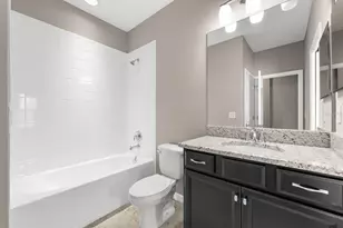 5633 Maidenstone Way, Palmetto, FL 34221 - Photo 48