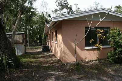 144 Garden Lane, Sarasota, FL 34242 - Photo 2
