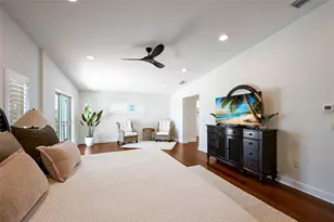 109 6th St N, Bradenton Beach, FL 34217 - Photo 20