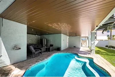 109 6th Street N #B, Bradenton Beach, FL 34217 - Photo 34