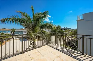 109 6th St N, Bradenton Beach, FL 34217 - Photo 26