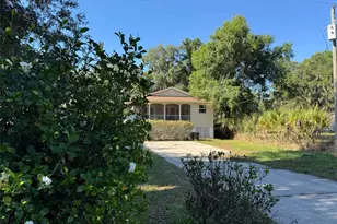 38932 Central Ave, Zephyrhills, FL 33540 - Photo 16