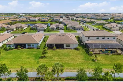 15909 Tradewind Terrace, Lakewood Ranch, FL 34211 - Photo 44