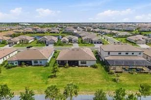 15909 Tradewind Ter, Lakewood Ranch, FL 34211 - Photo 44