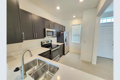11708 Stonesmith Crossing, Palmetto, FL 34221 - Photo 4