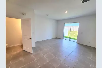 11708 Stonesmith Crossing, Palmetto, FL 34221 - Photo 8