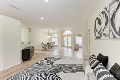 7327 38th Court East, Sarasota, FL 34243 - Photo 8