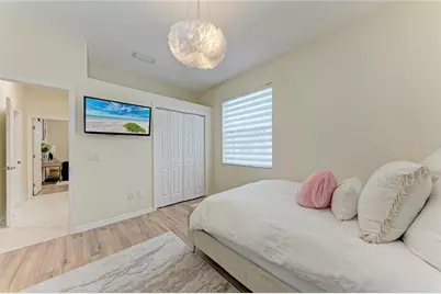 7327 38th Court East, Sarasota, FL 34243 - Photo 36