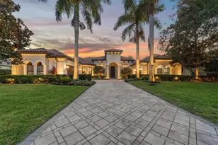 12564 Highfield Cir, Lakewood Ranch, FL 34202 - Photo 2