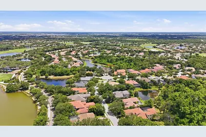 12564 Highfield Circle, Lakewood Ranch, FL 34202 - Photo 16