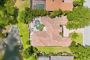 12564 Highfield Cir, Lakewood Ranch, FL 34202 - Photo 20