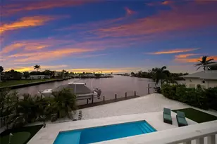 532 70th St, Holmes Beach, FL 34217 - Photo 38