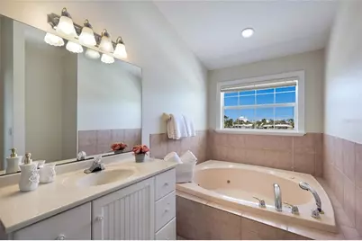 532 70th Street, Holmes Beach, FL 34217 - Photo 24