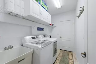 1777 Fountain View Cir, Venice, FL 34292 - Photo 30