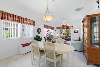 1777 Fountain View Circle, Venice, FL 34292 - Photo 8