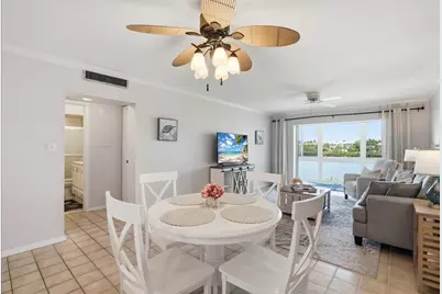 3330 Gulf Of Mexico Drive #202D, Longboat Key, FL 34228 - Photo 8