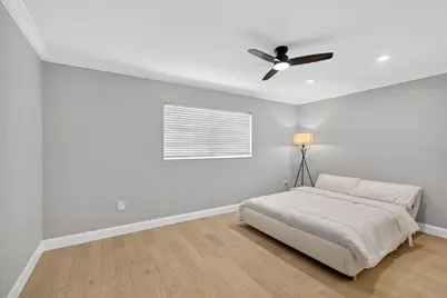 5073 Higel Avenue, Sarasota, FL 34242 - Photo 10