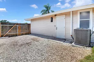 6306 37th Ave W, Bradenton, FL 34209 - Photo 44