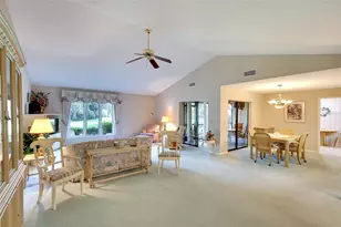 3825 Wilshire Cir, Sarasota, FL 34238 - Photo 4