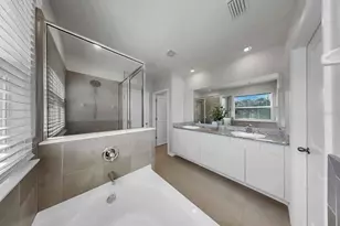 16454 Woodside Gln, Parrish, FL 34219 - Photo 32