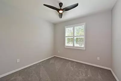 12645 Promenade Estates Boulevard, Sarasota, FL 34238 - Photo 24