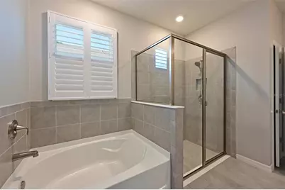 12645 Promenade Estates Boulevard, Sarasota, FL 34238 - Photo 18