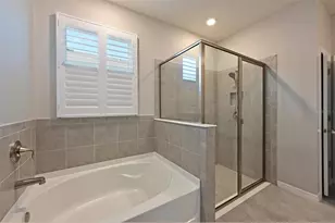 12645 Promenade Estates Blvd, Sarasota, FL 34238 - Photo 18