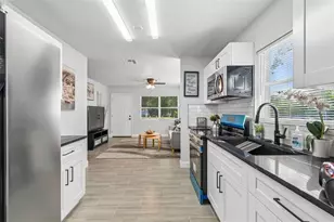 2105 46th Ave Dr W, Bradenton, FL 34207 - Photo 20
