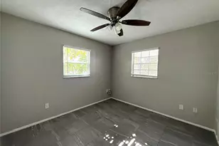 606 Briarwood Rd, Venice, FL 34293 - Photo 6